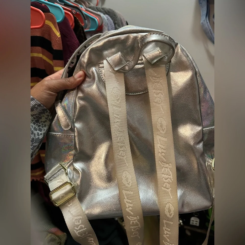 Colorful backpack - Picture 2 of 9